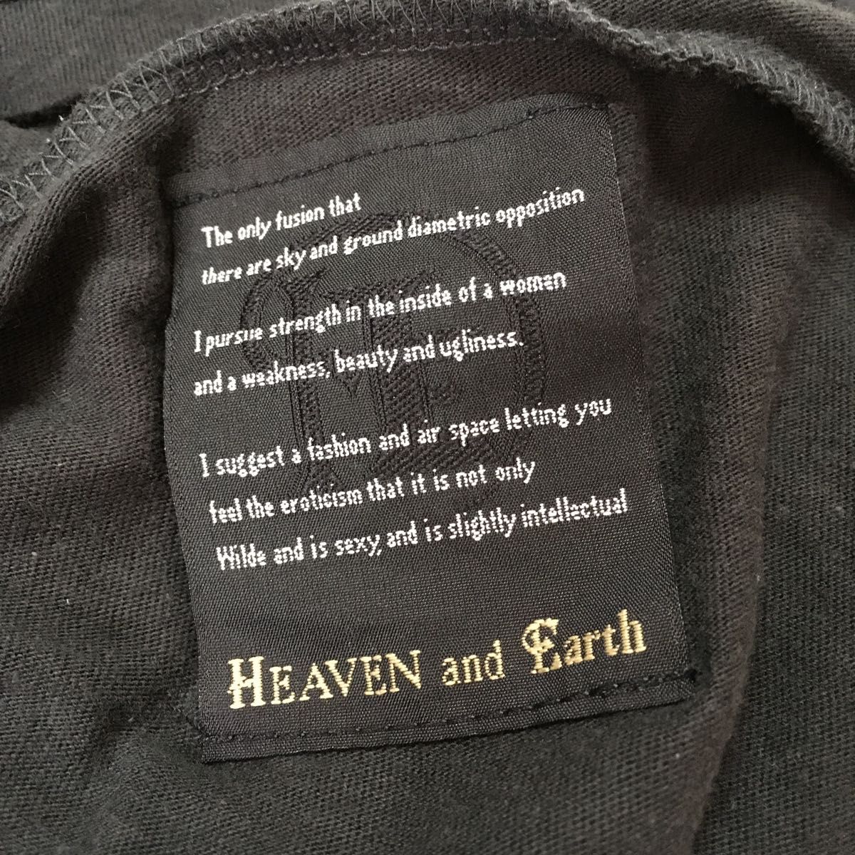 HEAVEN and Earth ヘブンアンドアース パーカー カットソー ロンT ダメージ加工  穴あき トップス ゴシック