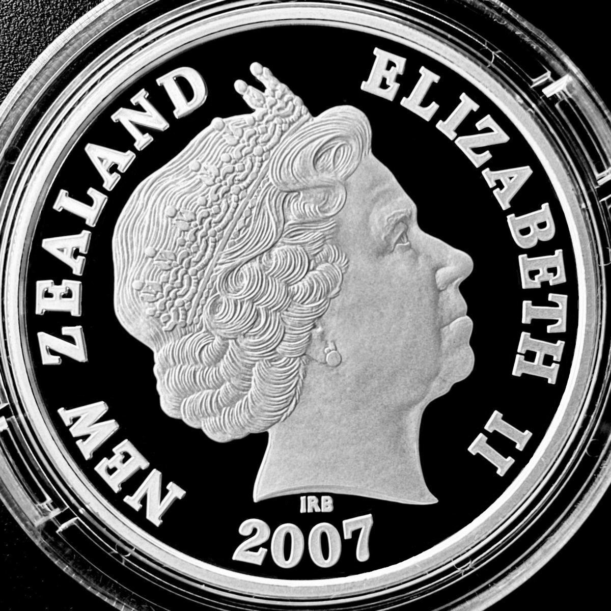 ニュージーランド1ドルプルーフ銀貨幣 アオラキ マウント クック プルーフ貨幣セット 31.1g 2007年 平成19年 記念 銀貨 G2007n_画像2