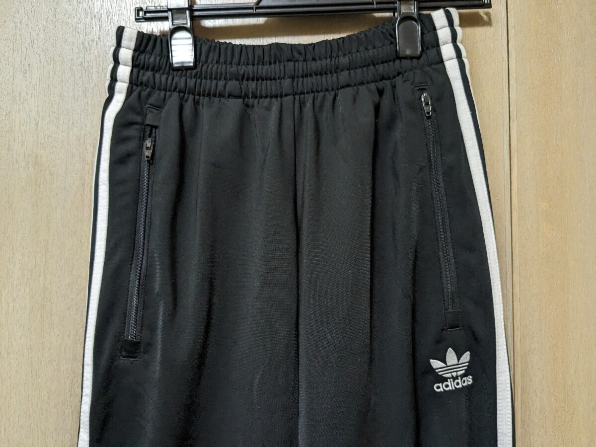 数回着用 定番 adidas アディダス トラックパンツ XS ブラック ジャージパンツ ファイヤーバードの画像2