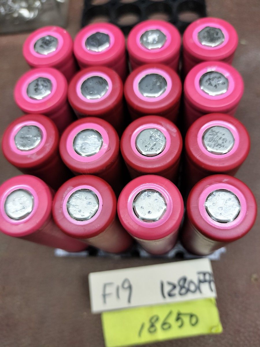 F19リチウムイオン電池１８６５０
