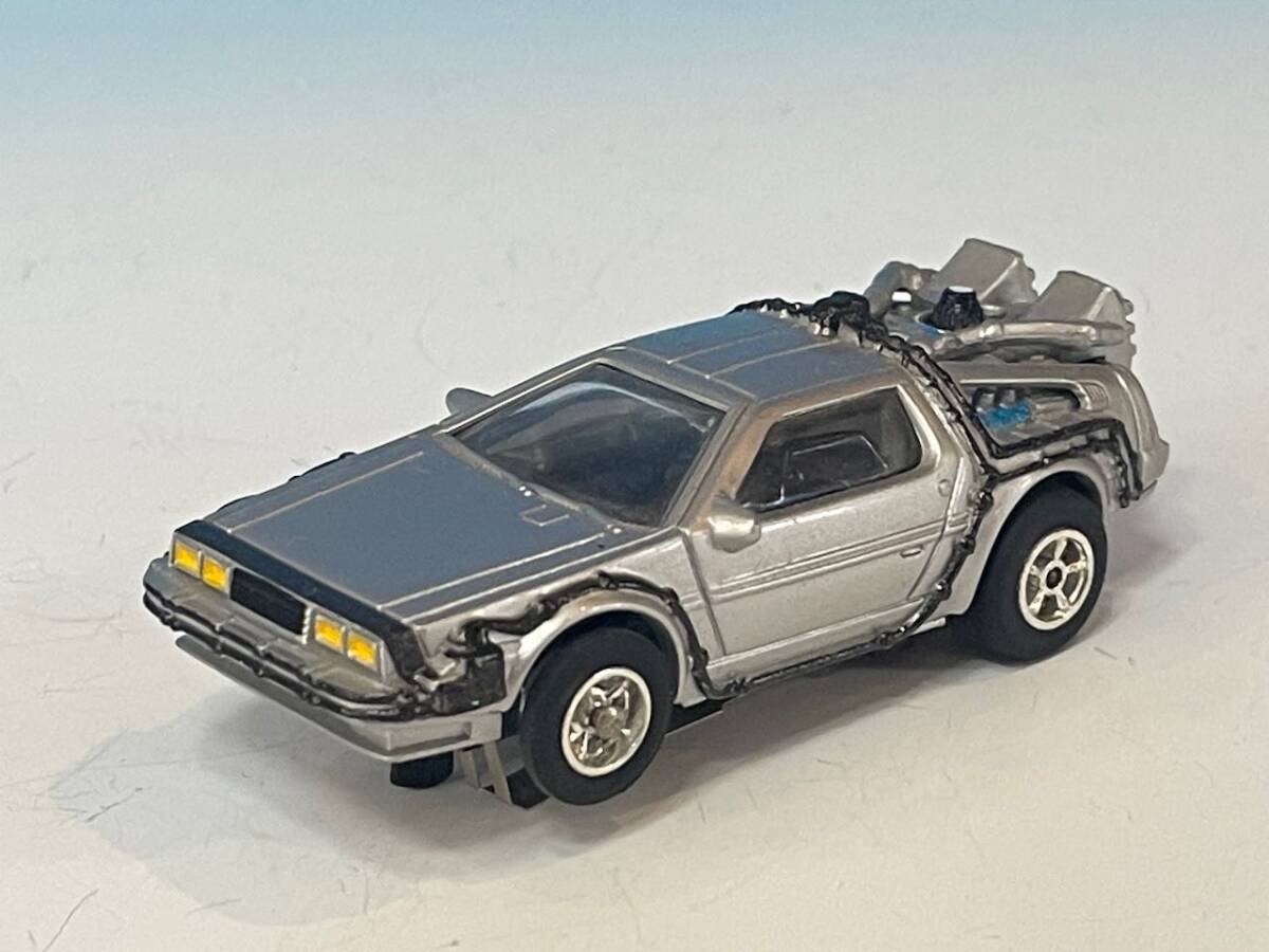 HO slot car back tu The Future tero Lien 