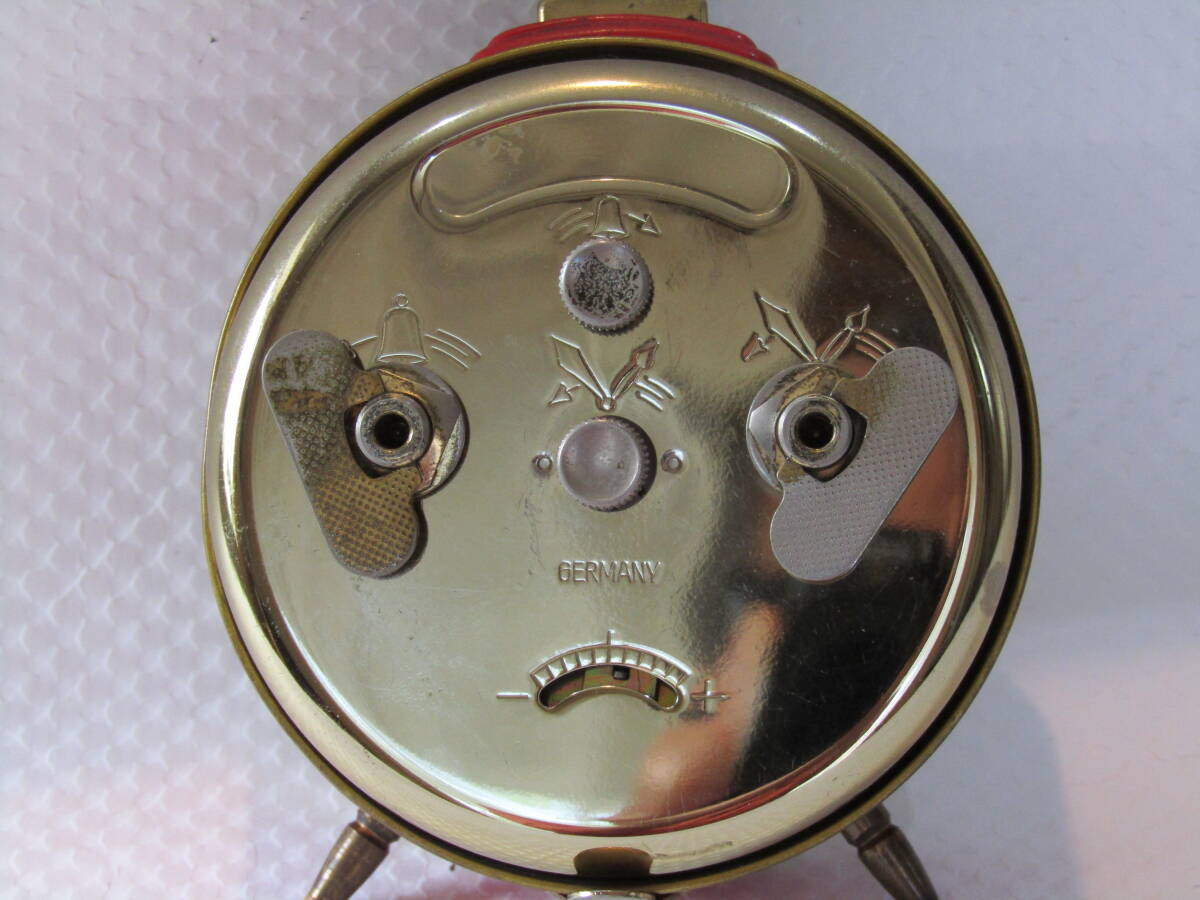美品 使用少 目覚まし時計 ユンハンス 可愛い赤色 三段階式アラーム 置き時計 からくり時計 手巻きゼンマイ時計 使用中 // セイコー 精工舎の画像9