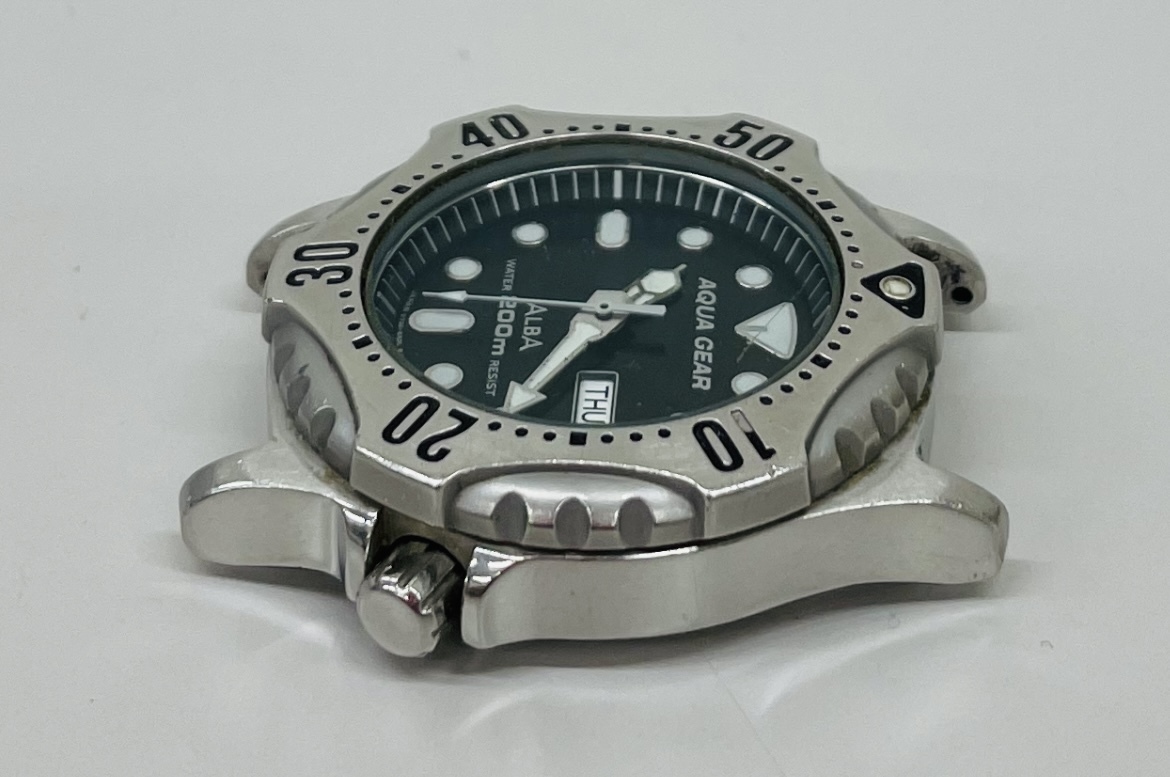SEIKO ALBA AQUA GEAR V736-6A00 セイコー アルバ アクアギア 200m ダイバー デイデイト メンズ腕時計 クオーツの画像3