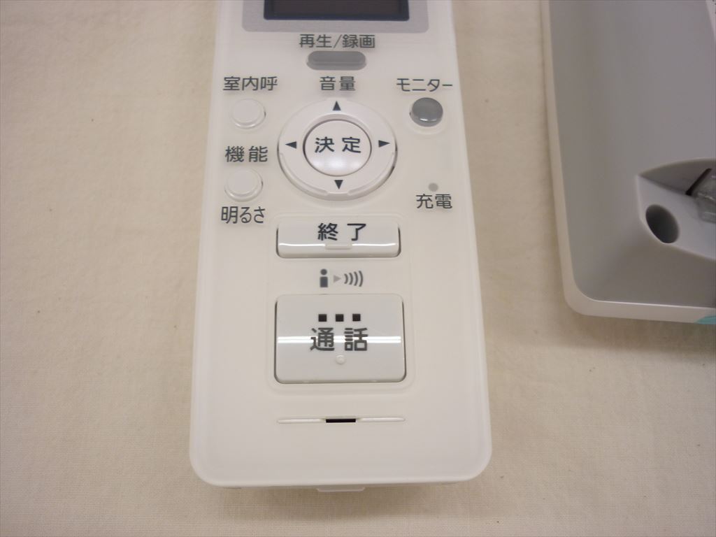 美品 パナソニック (Panasonic) ワイヤレスモニター子機 VL-W605 と ワイヤレスモニター子機用充電台 送料込み 匿名配送の画像5