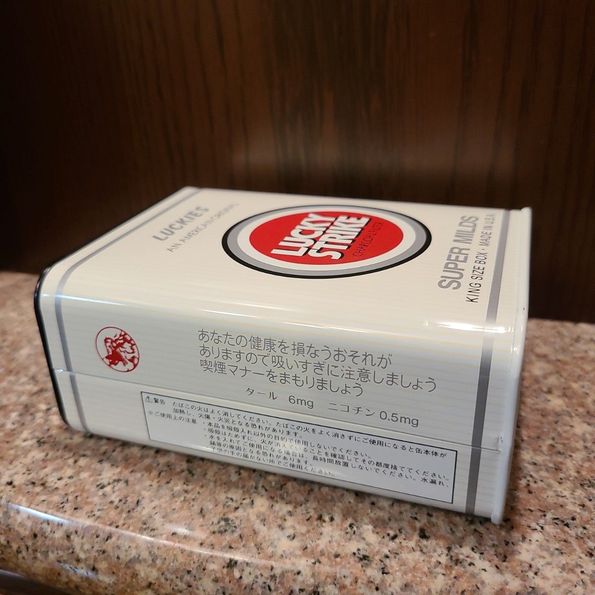 新品　レア　LUCKY STRIKE　ラッキーストライク　ブリキ灰皿　非売品　灰皿