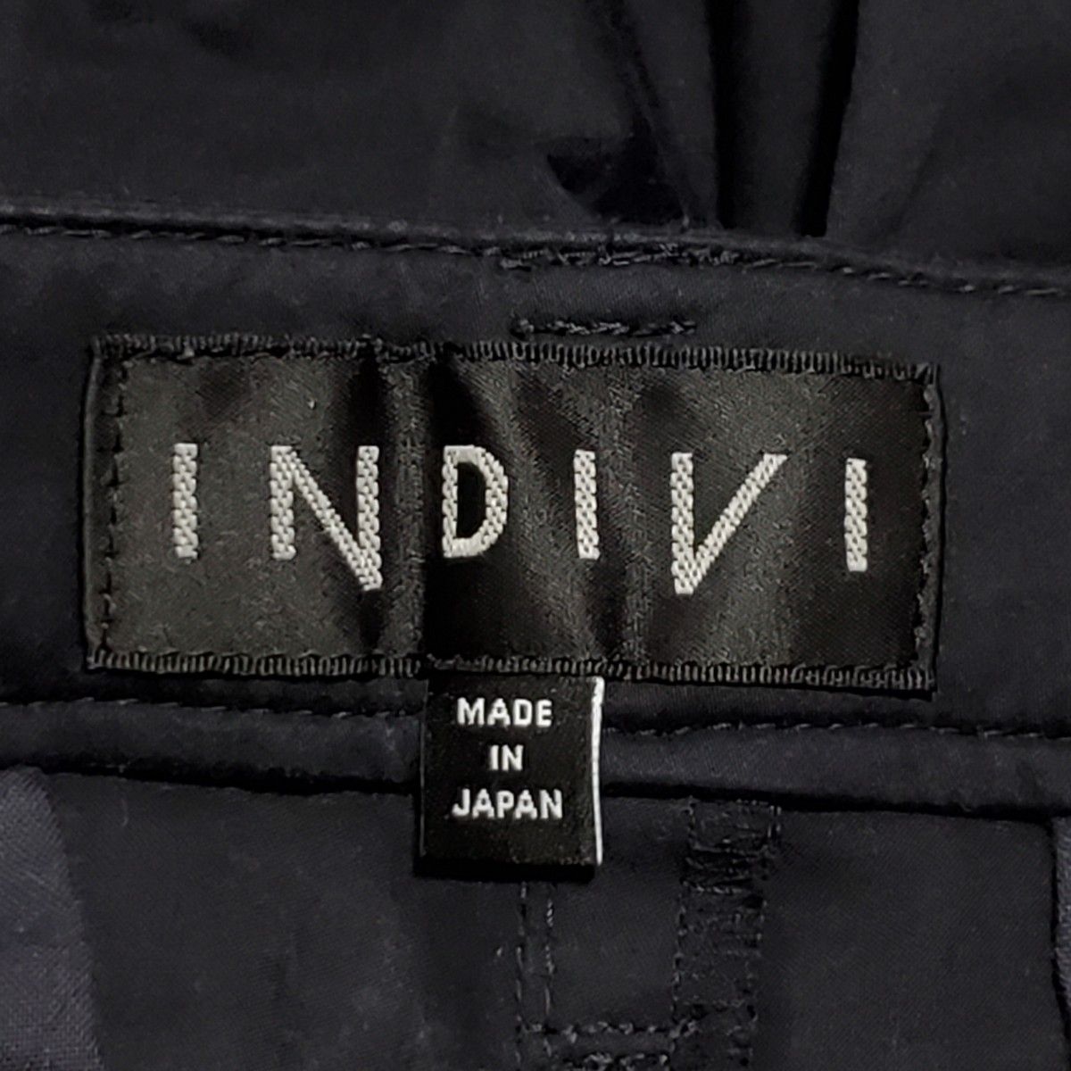 INDIVI インディヴィ 裾ゴム ギャザー入り ストレッチ クロップドパンツ 38 レディース Mサイズ 濃紺 ネイビー 無地