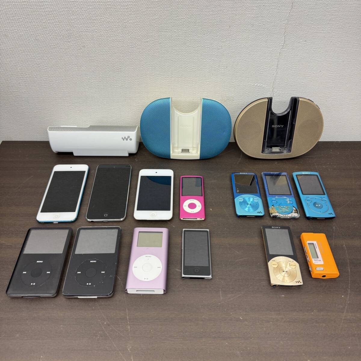 送料800円～ ジャンク 動作未確認 iPod A1421 A1509 A1367 A1285 A1446 WALKMAN NE-S744 NW-S774 まとめ_画像1