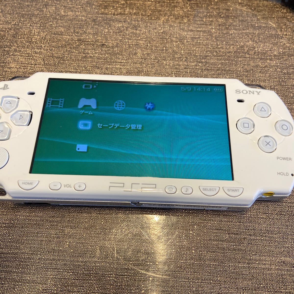 SONY PSP белый 2000