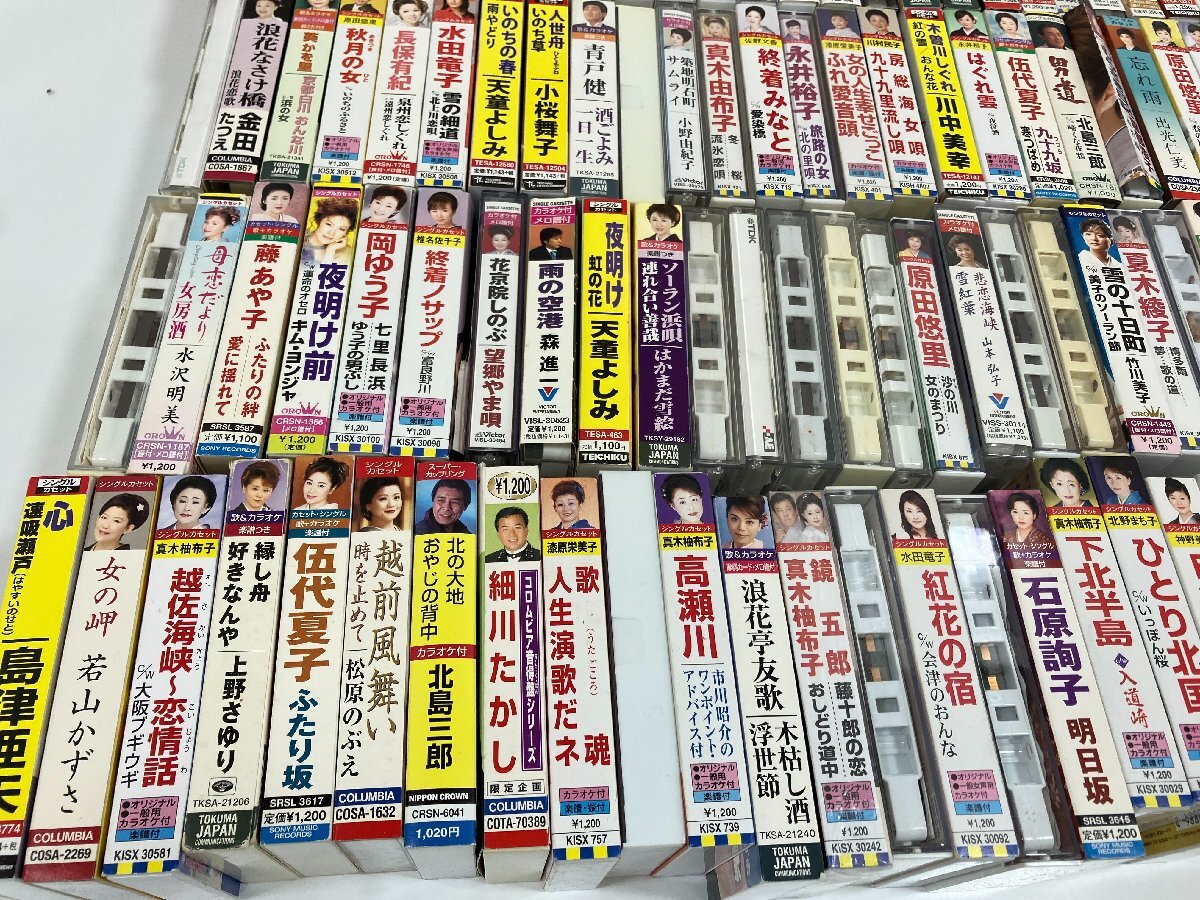 [N97598] cassette tape . summarize! large amount 100ps.@ and more enka operation not yet verification secondhand goods contents unknown thing . equipped details unknown present condition goods junk 