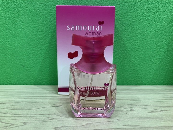 【I03305】 SAMOURAI　香水まとめ売り！　FRAGRANCE SET　pink berry　GLITTER　サムライ　サムライウーマン　中古品_画像4