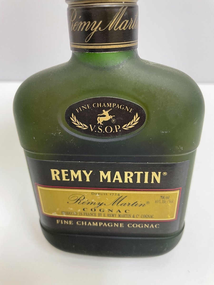 【B99851】REMY MARTIN レミーマルタン FINE CHAMPAGNE VSOP コニャック ブランデー 200ml 40％ 未開栓_画像3