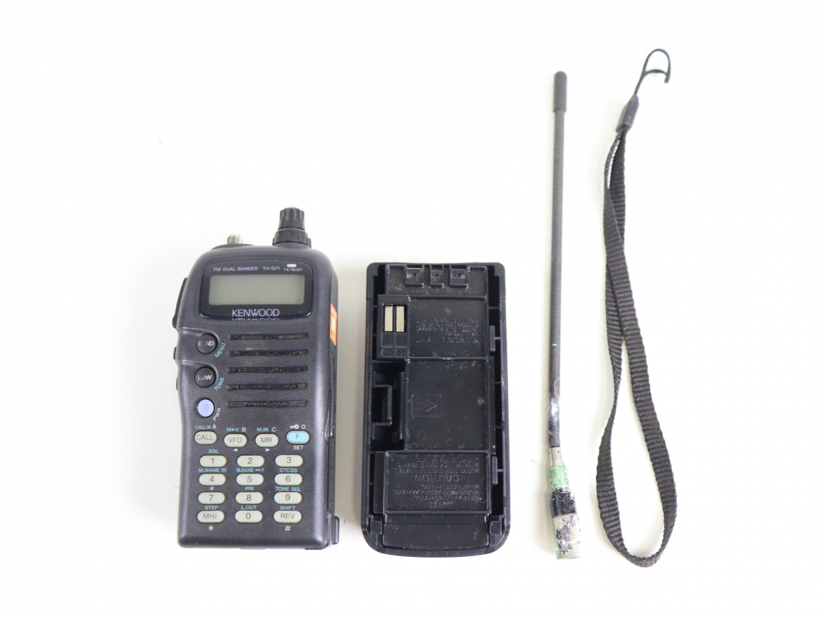 *[ Junk ]KENWOOD TH-G71 Kenwood handy transceiver battery antenna box attaching 144|430MHz dual band PB-38 005JHLJB00