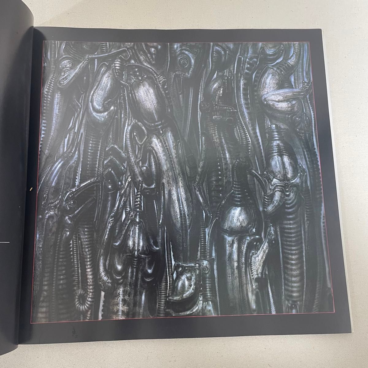 GIGER'S ALIEN H R GIGER ギーガーズ エイリアン|Yahoo!フリマ GIGER'S ALIEN H R GIGER ギーガーズ エイリアン|Yahoo!フリマ