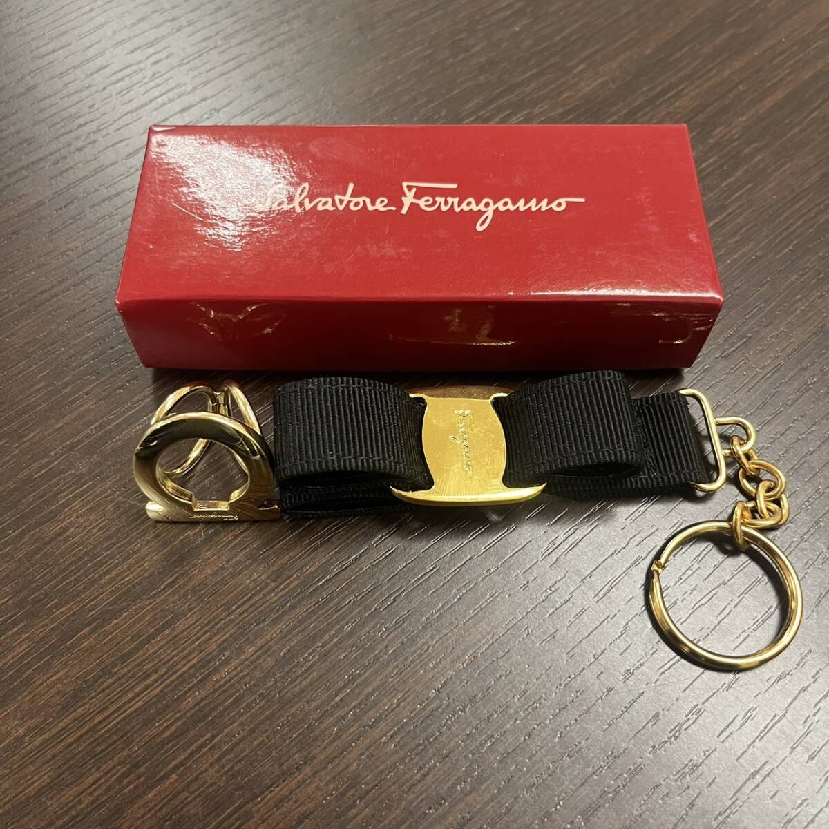 #13848 Ferragamo/フェラガモ/スカーフリング/アクセサリー/ゴールドカラー/装飾品/現状保管品_画像1