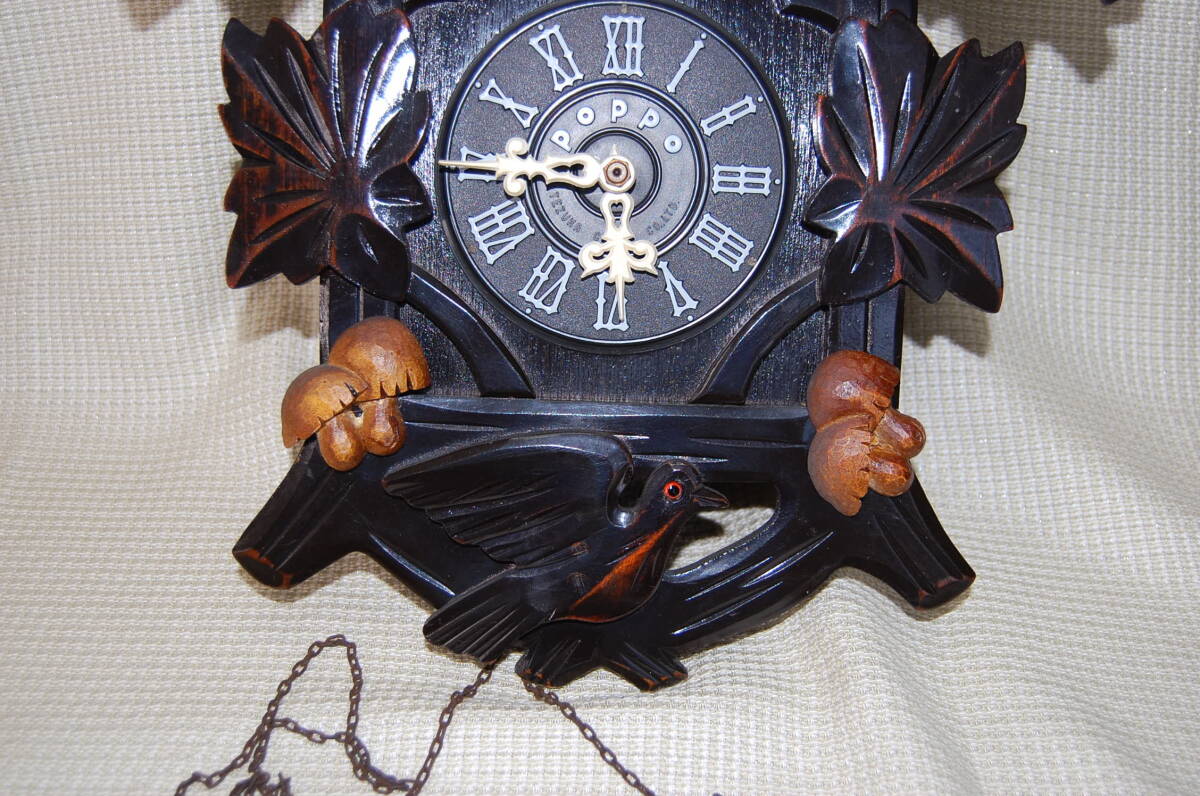 鳩時計 重り式機械時計 裏ブタ無し 外観はきれい  不動、ジャンク品の画像3