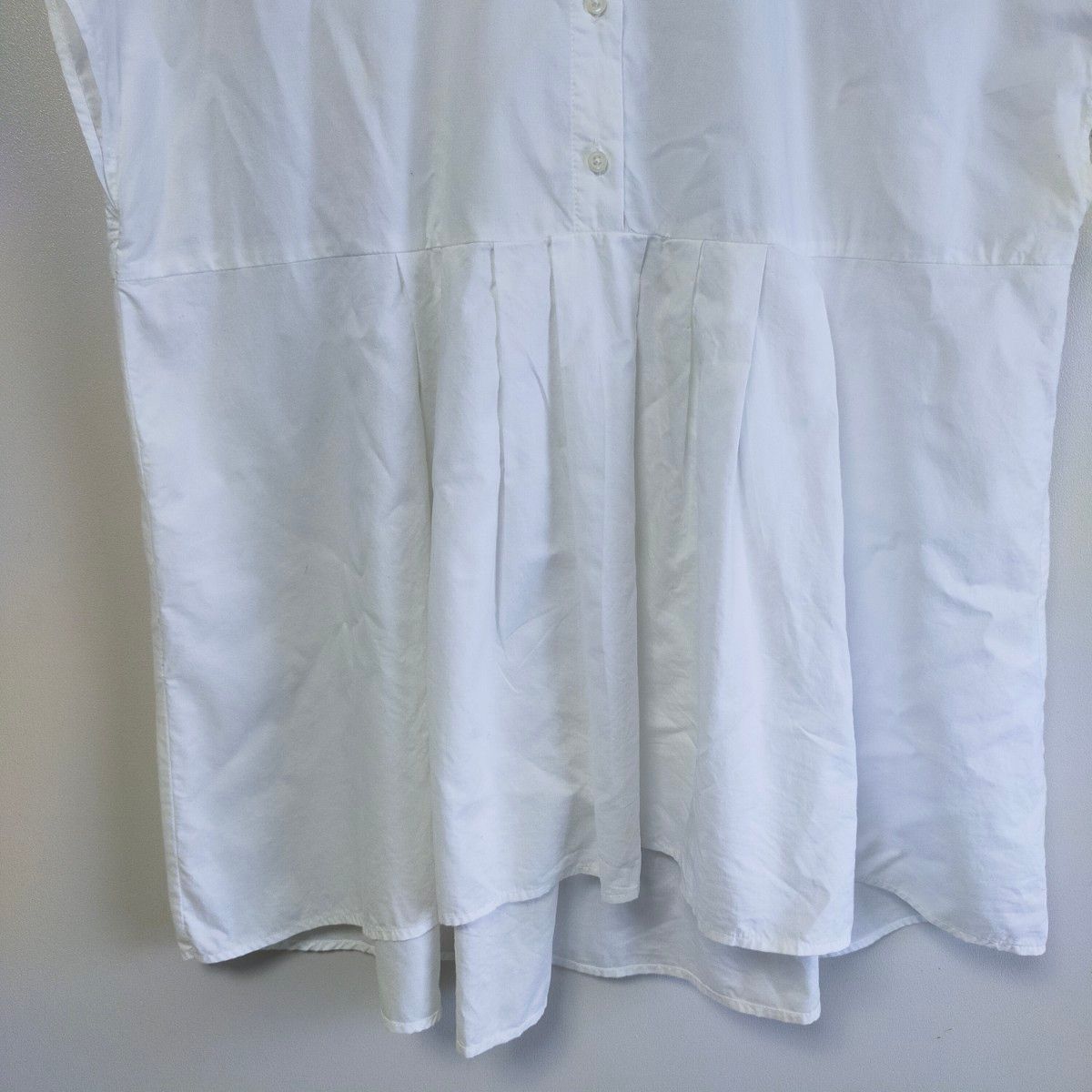 LOWRYS FARM/ローリーズファーム　ブラウス トップス 白 カットソー Tシャツ チュニック　シャツ　大きめサイズ