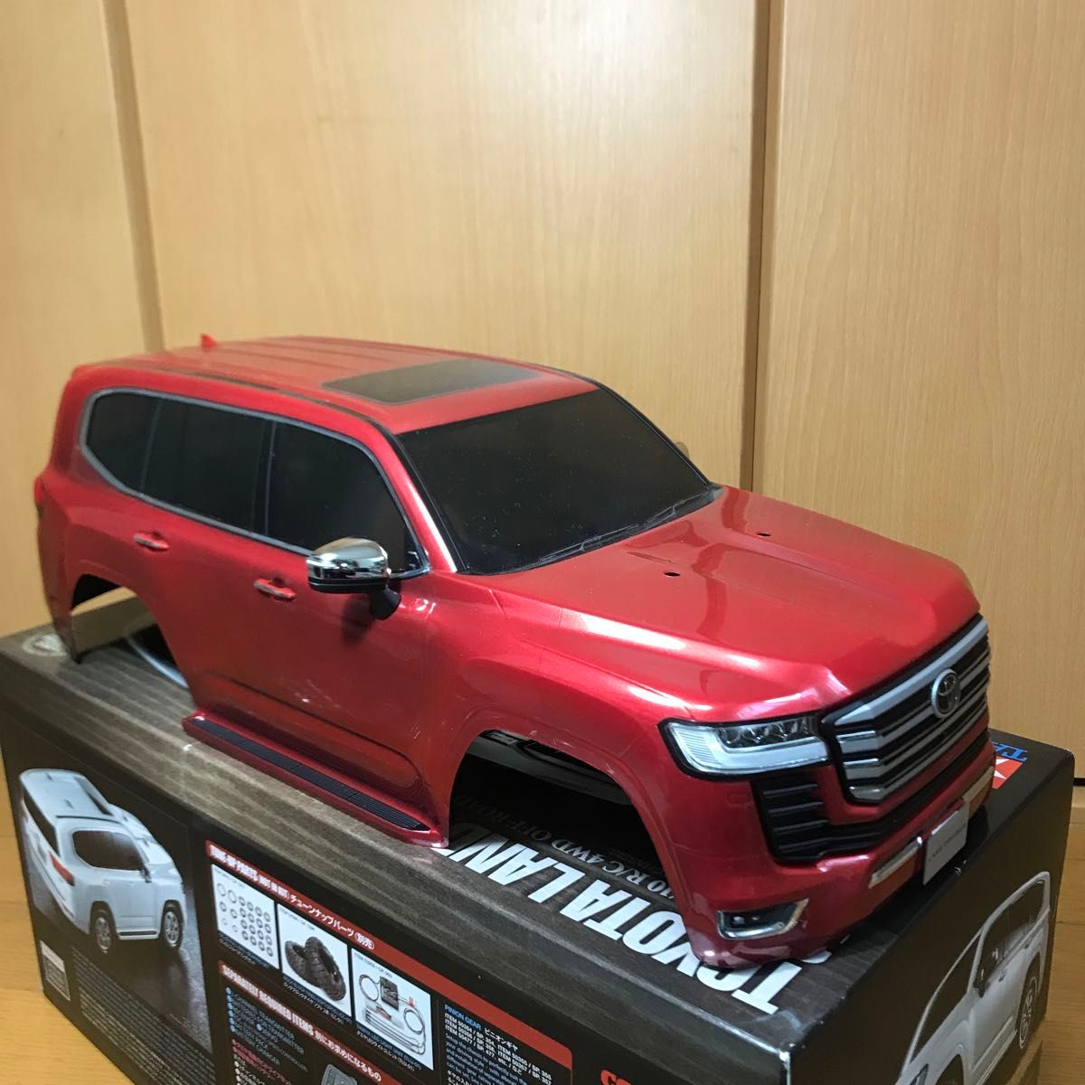 タミヤ CC-02用ボディ トヨタ ランドクルーザー300 塗装済未走行 タミヤ CC-02用ボディ トヨタ ランドクルーザー300 塗装済未走行