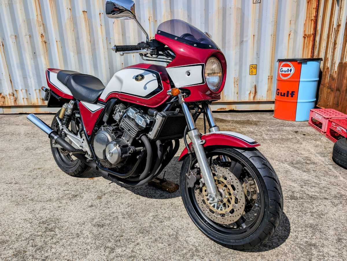 ホンダ CB400SF NC31 平成6年 燃料計付き NEW外装 ビキニカウル 新品マフラー 前後新品タイヤ 65000㎞～ 茨城から 車検あり_画像2