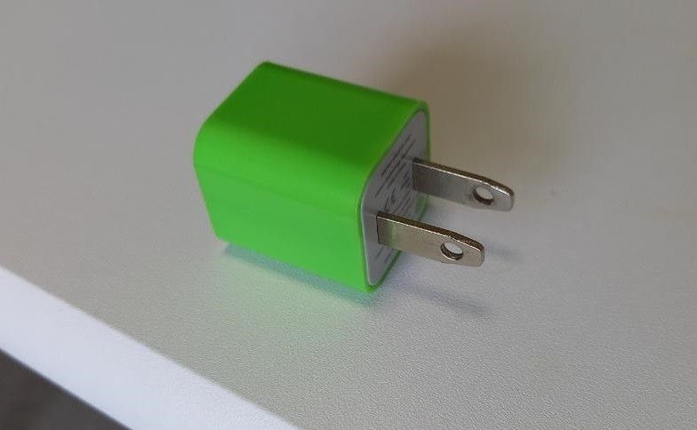 454 USB電源アダプター（緑）