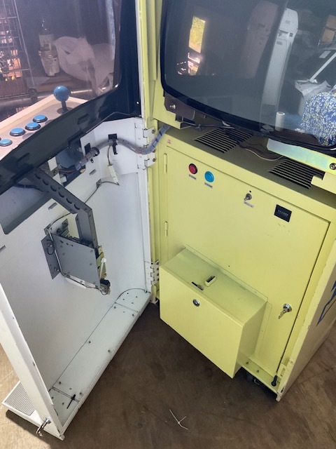 動作確認済み カプコン ミニキュート イエロー CAPCOM MINI CUTE 動作確認済み カプコン ミニキュート イエロー CAPCOM MINI CUTE