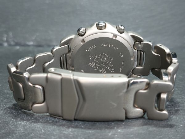 Charles Vogele シャルルホーゲル CV-7545 メンズ アナログ ヴィンテージ 腕時計 ３針 クロノグラフ メタルベルト オールチタン 純正ベルト_画像6