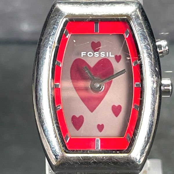 FOSSIL フォッシル BIGTIC ビッグティック ES-9566 腕時計 クオーツ シルバー ハート レッド ステンレススチール 電池交換済み 動作確認済_画像3