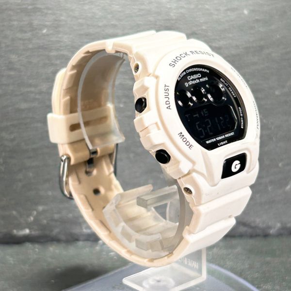 CASIO カシオ G-SHOCK mini ジーショックミニ GMN-691-7A 腕時計 クオーツ デジタル 多機能 ホワイト 新品電池交換済み 動作確認済み_画像5