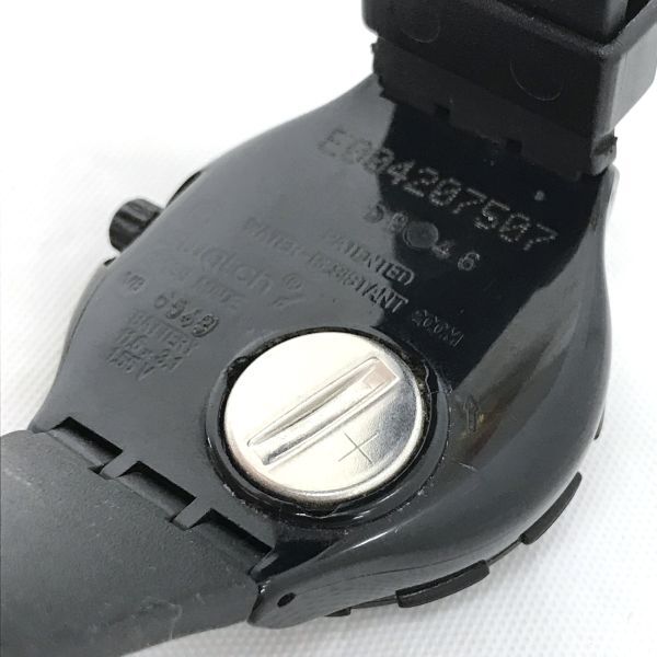 SWATCH スウォッチ 100x100 Milan AG1999 SHB106 腕時計 アナログ クオーツ ブラック レッド ラバーベルト 新品電池交換済み 動作確認済み_画像5