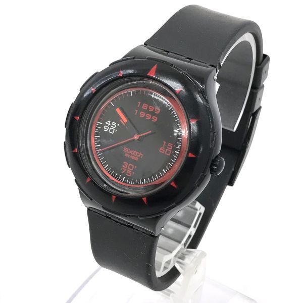 SWATCH スウォッチ 100x100 Milan AG1999 SHB106 腕時計 アナログ クオーツ ブラック レッド ラバーベルト 新品電池交換済み 動作確認済み_画像2