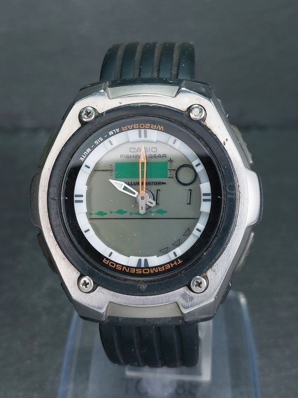 CASIO カシオ スポーツ AQW-101J-1A メンズ アナログ デジタル ソーラー ヴィンテージ 腕時計 シルバー ラバーベルト ステンレススチール_画像2