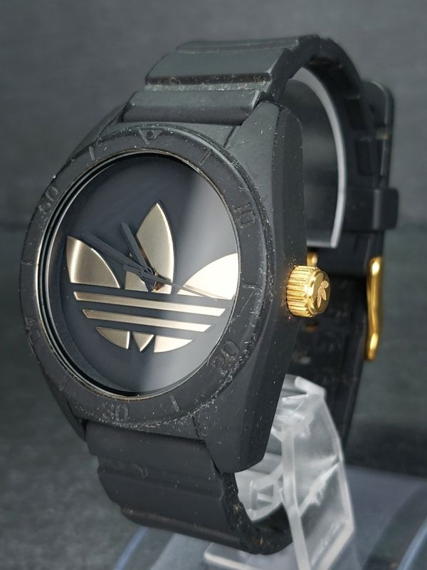 adidas アディダス ADH2912 メンズ アナログ クォーツ 腕時計 ブラック ゴールド印字 ラバーベルト ステンレス 電池交換済み 動作確認済み_画像3