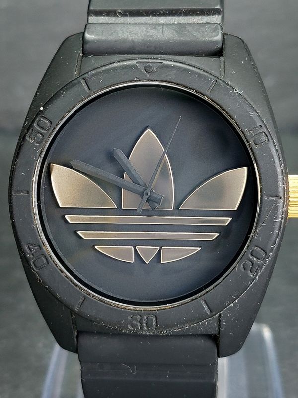 adidas アディダス ADH2912 メンズ アナログ クォーツ 腕時計 ブラック ゴールド印字 ラバーベルト ステンレス 電池交換済み 動作確認済み_画像1