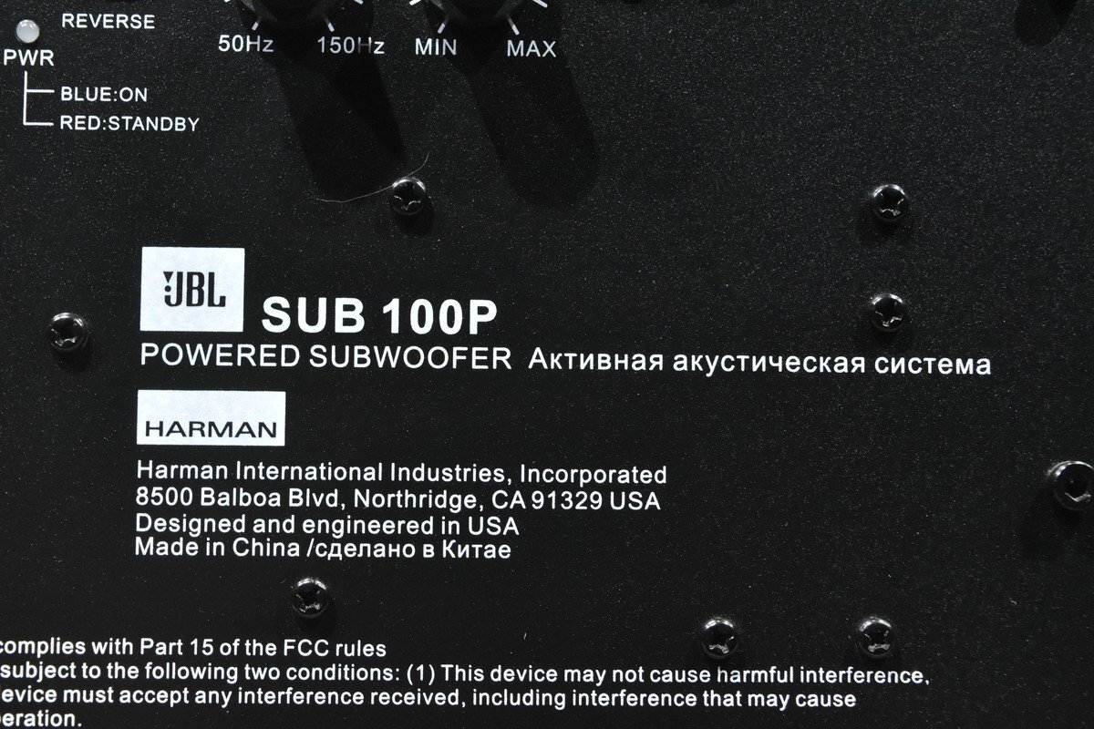 JBL сабвуфер SUB A100P