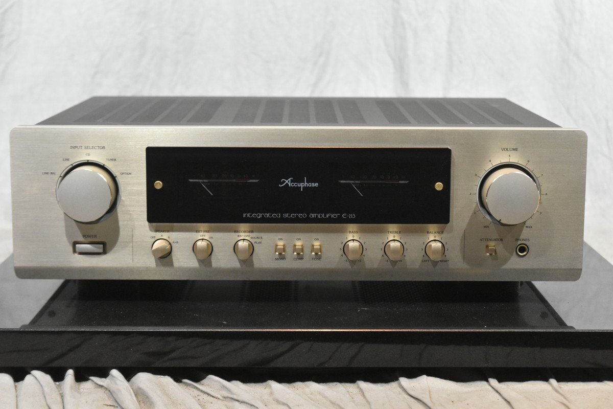 [ free shipping!!]Accuphase Accuphase pre-main amplifier E-213