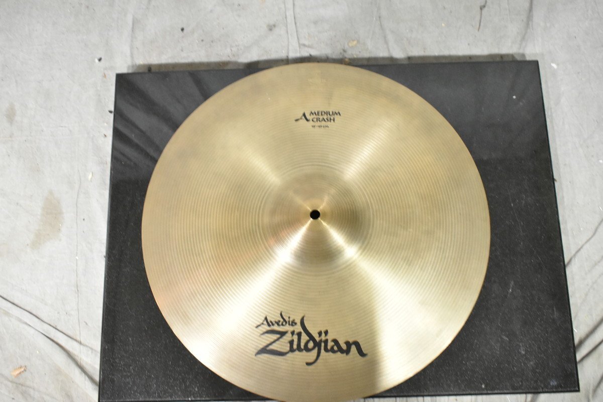 Zildjian/ジルジャン クラッシュシンバル MEDIUM CRASH 18インチ_画像2