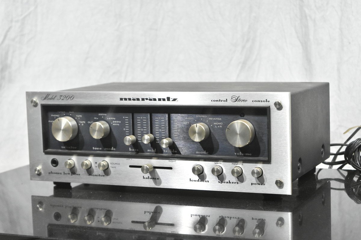 marantz マランツ コントロールアンプ Model 3200_画像1