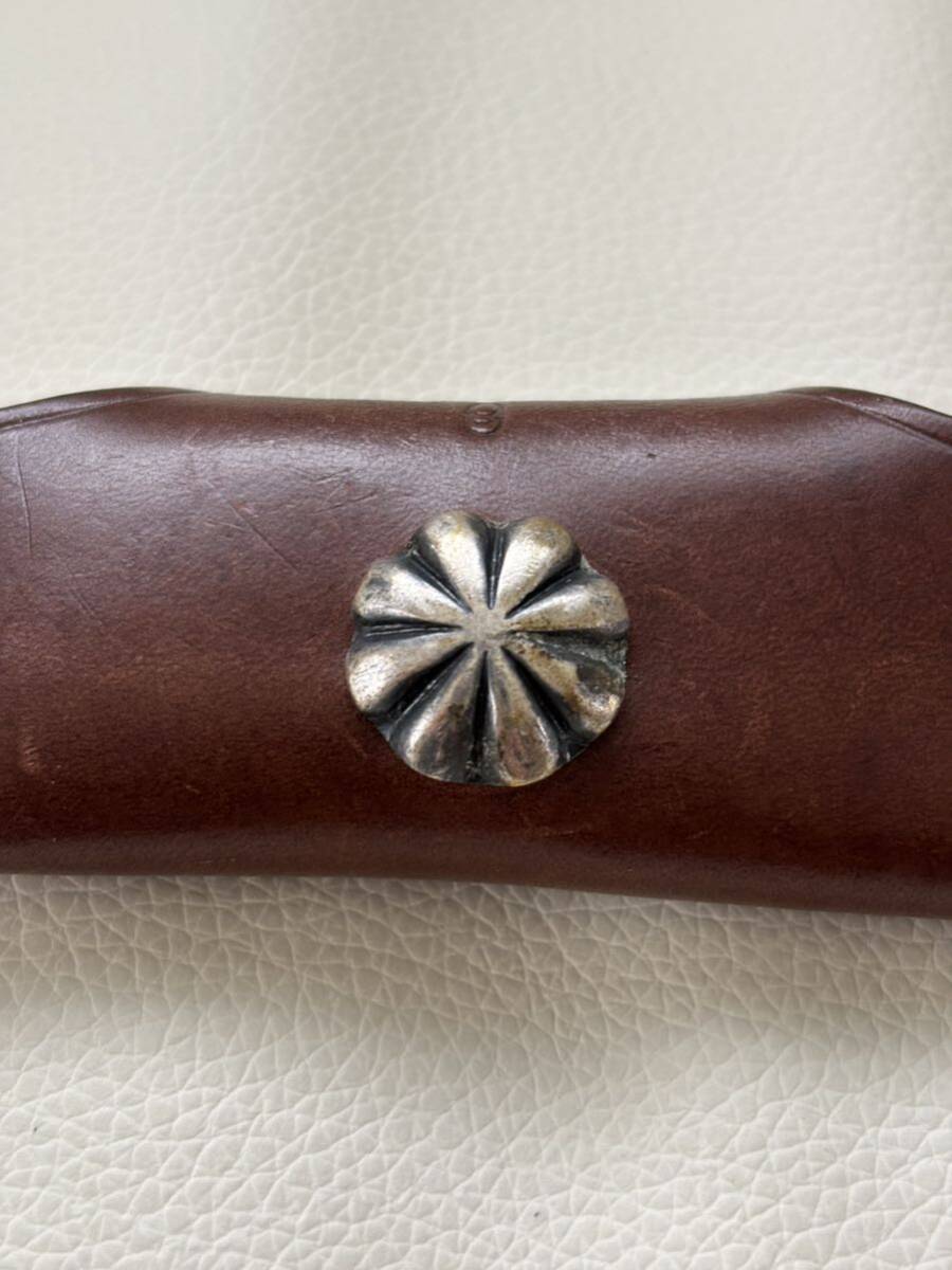 Button Works button Works leather Conti . key case 