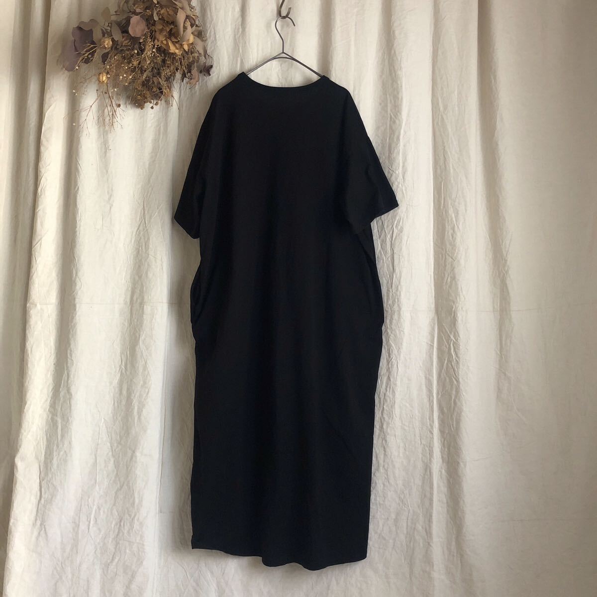 WIRROW Wide T-shirt dress ワイド Tシャツ ロング ワンピース 黒 ウィロー _画像5