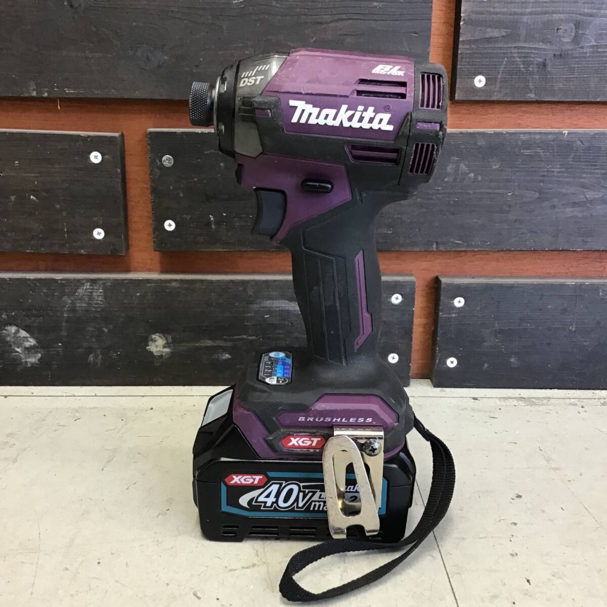 【中古品】マキタ/makita コードレスインパクトドライバー TD002GDXAP ■送料無料・代引き・店頭受取対応■_画像2