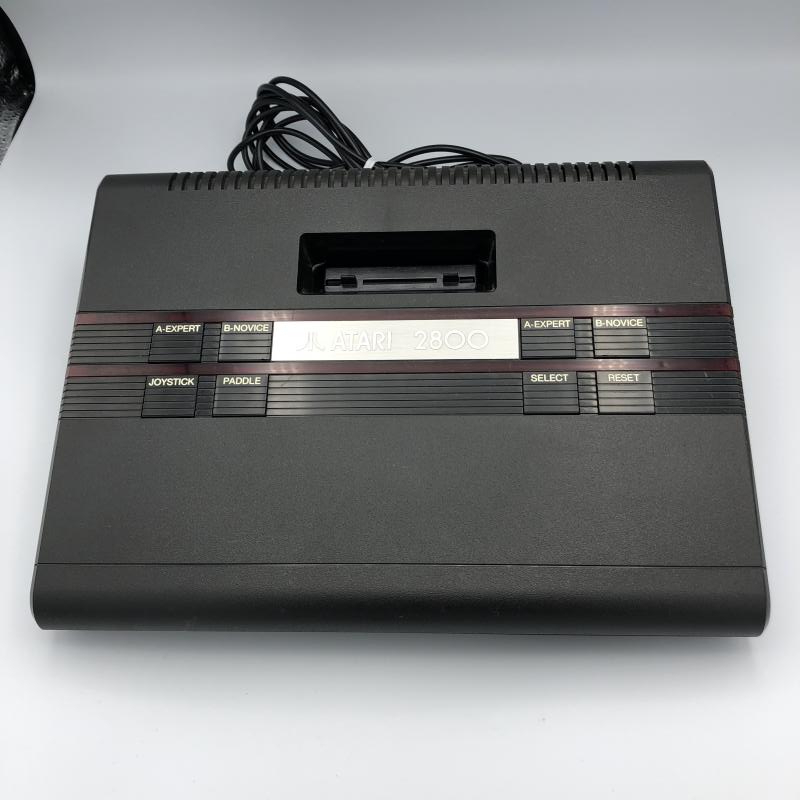 ジャンク 本体 アタリ２８００ ソフト４本セット 動作不良品 保証無し アダプタ 各種取説 ATARI2800_画像2