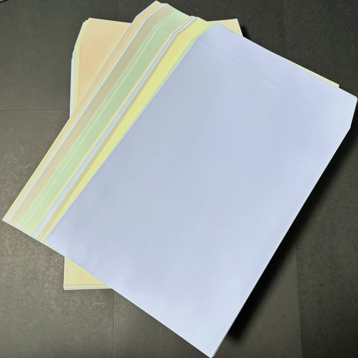 山櫻 角２封筒 ２００枚 パステルカラー 厚手100g/m2 封筒の色を気にされない方の画像1