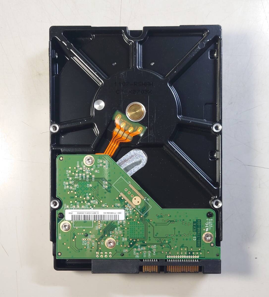 KN4841 【中古品】Western Digital WD20EARX (使用時間/10304時間) HDD 2TB_画像2