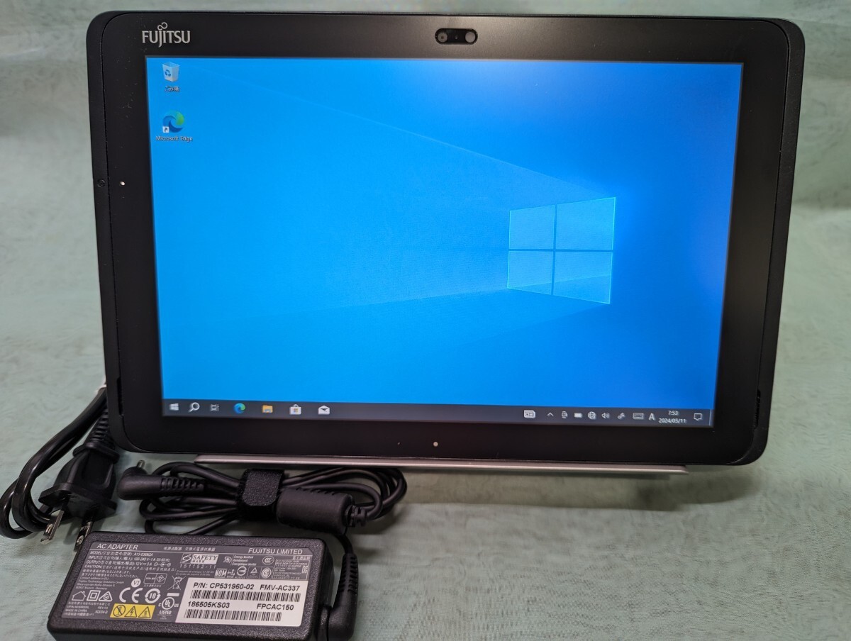 Fujitsu タブレット ARROWS Tab Q508/SB (Win 10) 64GB_画像1