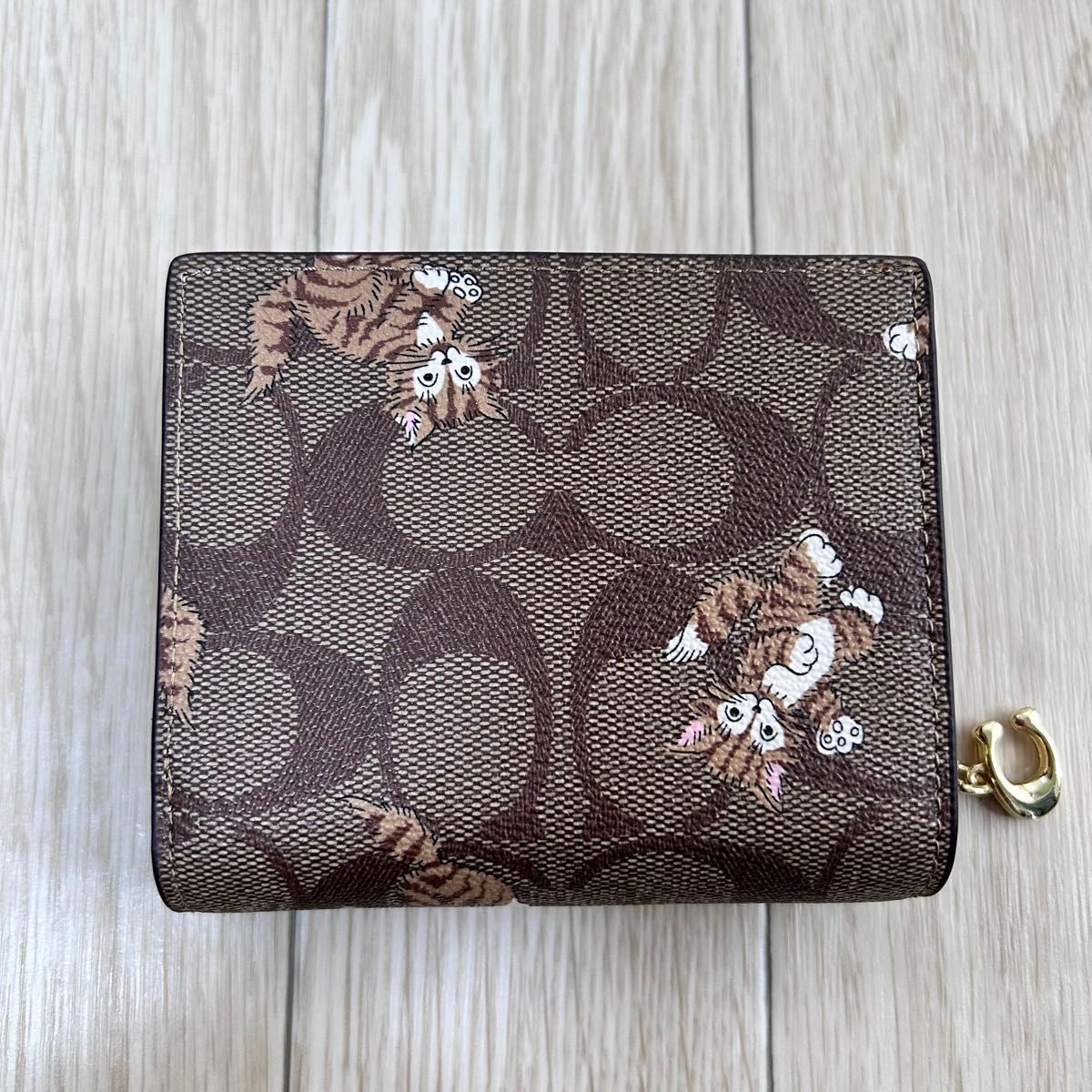 新品未使用 コーチ ダンシングキトゥン 財布 coach|Yahoo 新品未使用 コーチ ダンシングキトゥン 財布 coach|Yahoo