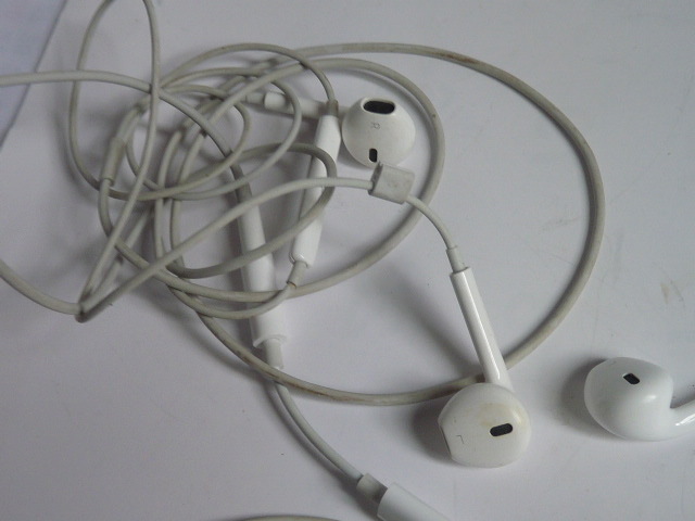 Apple アップル 純正品 イヤポッズ ５こ EarPods ミニプラグ◆ライトニング変換ケーブルつきの画像6