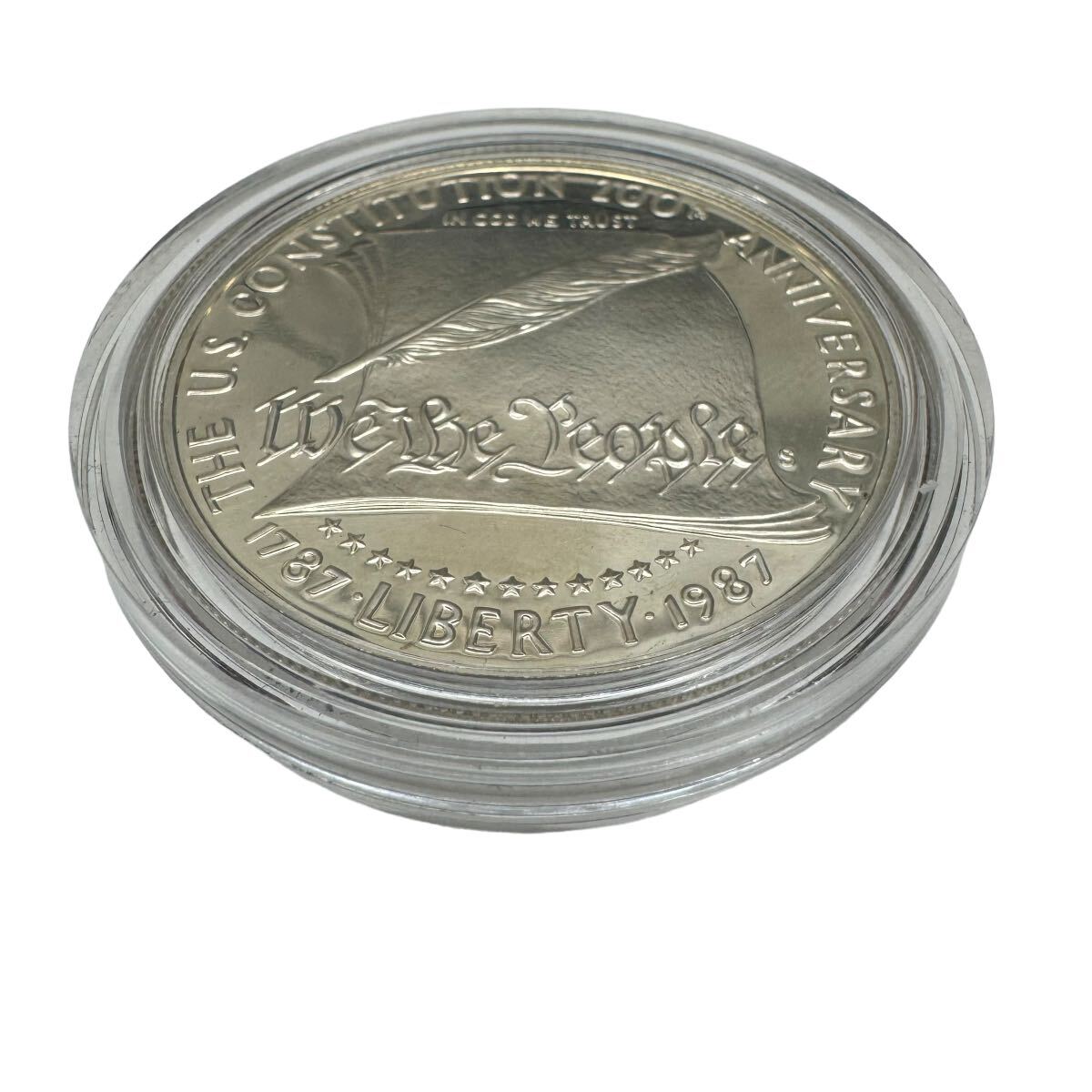 銀貨　アメリカ　憲法制定200周年　記念銀貨　1ドル　1987年　直径約38.1ｍｍ　厚さ約2.8ｍｍ　重さ約27g　大型銀貨　プルーフ 10530_画像3