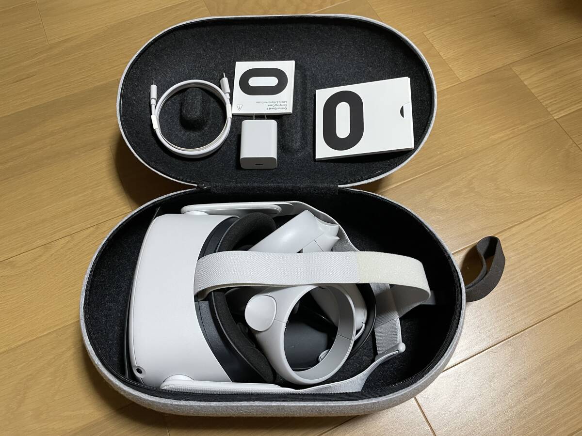 Oculus(Meta) Quest 2 64GB VRヘッドセット 専用ケース＋Link Cable(5m)付属の画像3