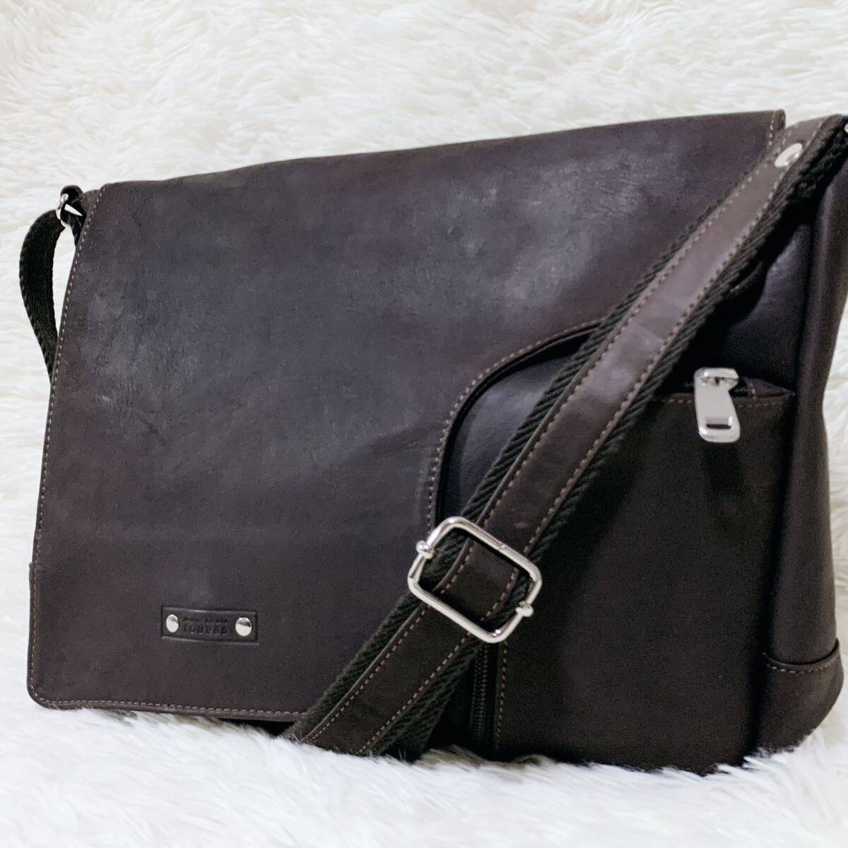  beautiful goods * high class . cow leather *Jean Louis Foures genre ifre Cross body shoulder bag A4 storage possibility men's lady's unisex 