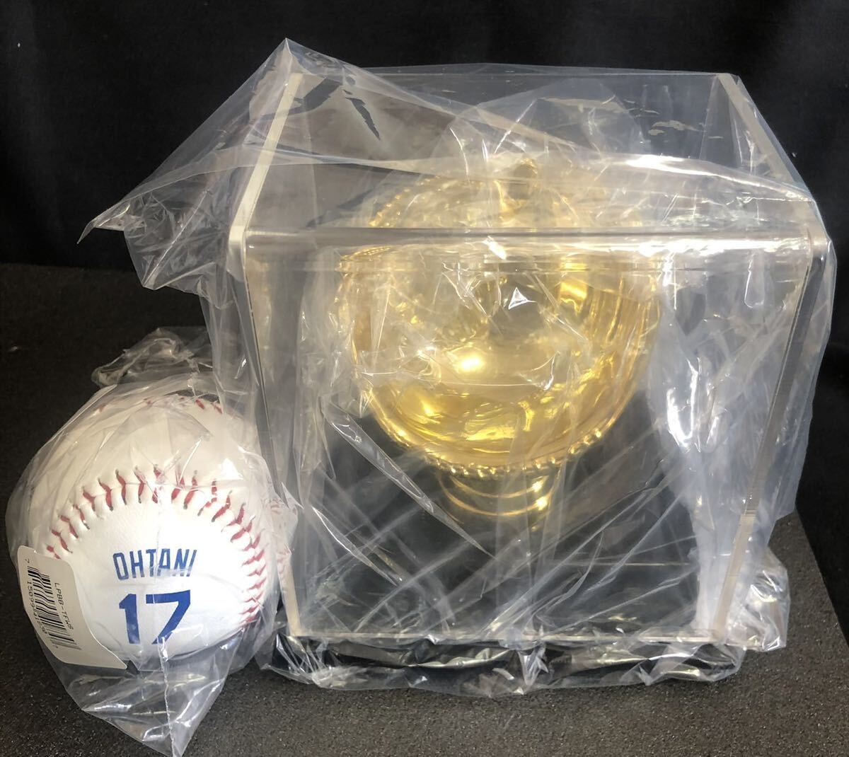 大谷翔平】ドジャースMLB公式ボール ディスプレイケース付き 大谷翔平】ドジャースMLB公式ボール ディスプレイケース付き