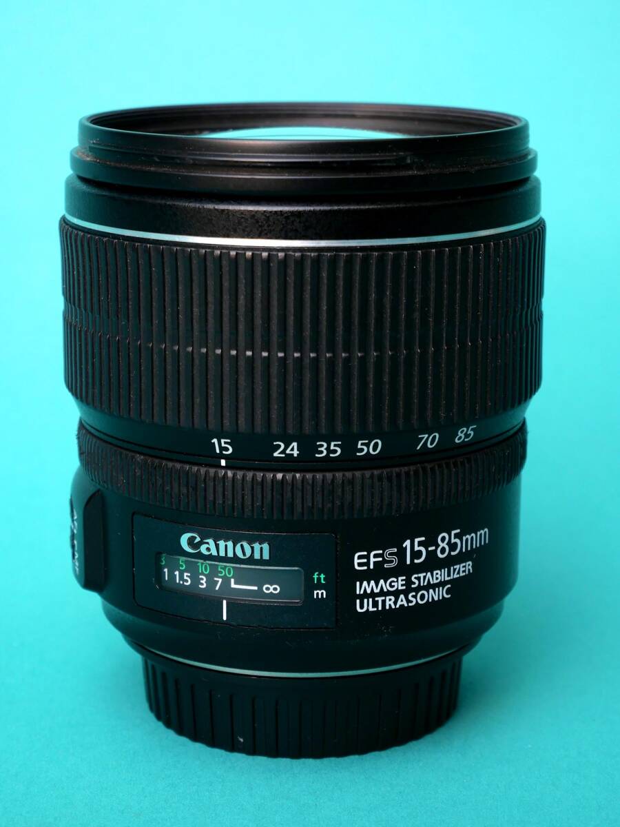 Canon EFS 15-85mm f3.5-5.6 IS USM 美品 Kenko MCUVフィルターのおまけ付き！の画像2